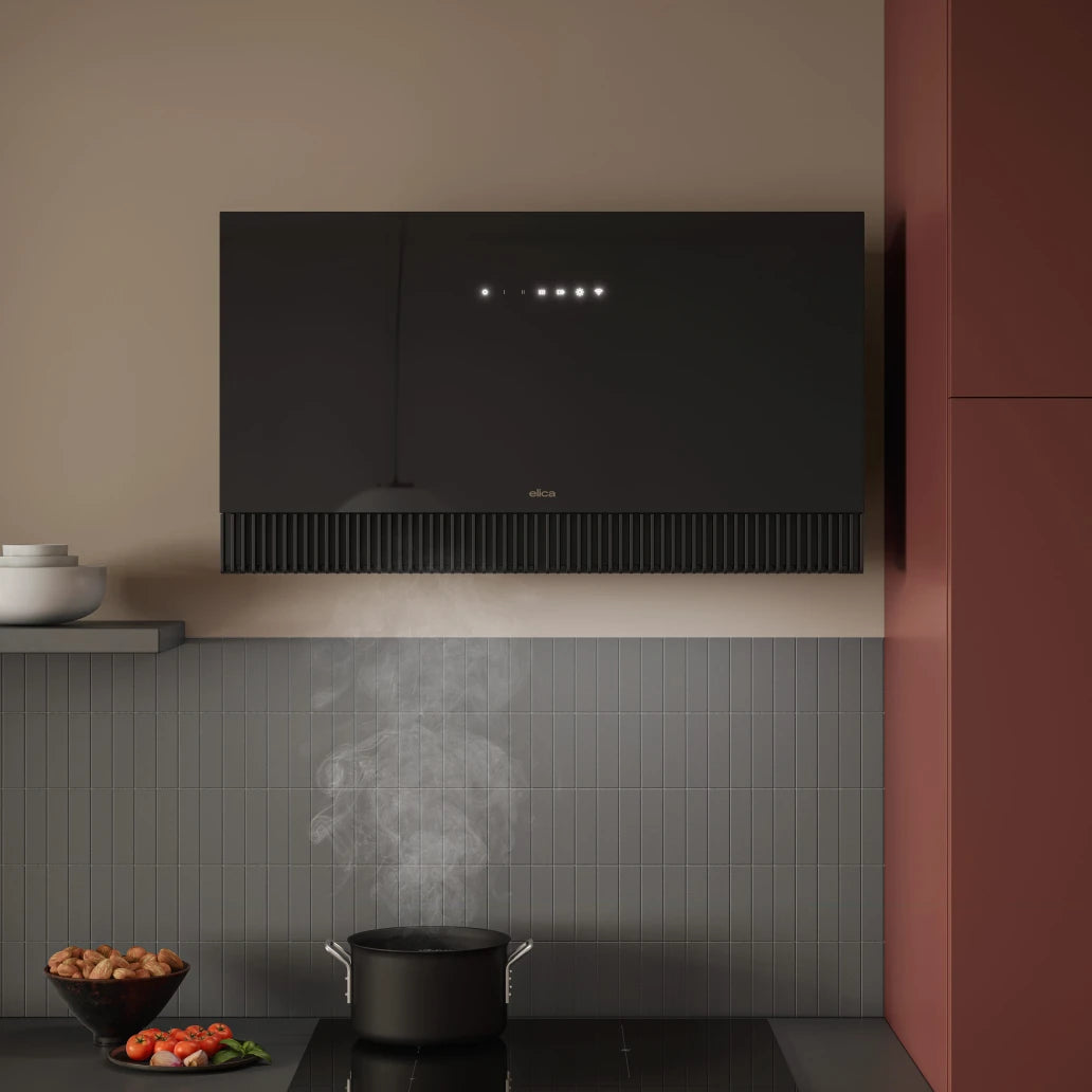 Elica SUPER PLAT BL/F/80 – 80 cm Zwarte Afzuigkap met Slimme Connectiviteit